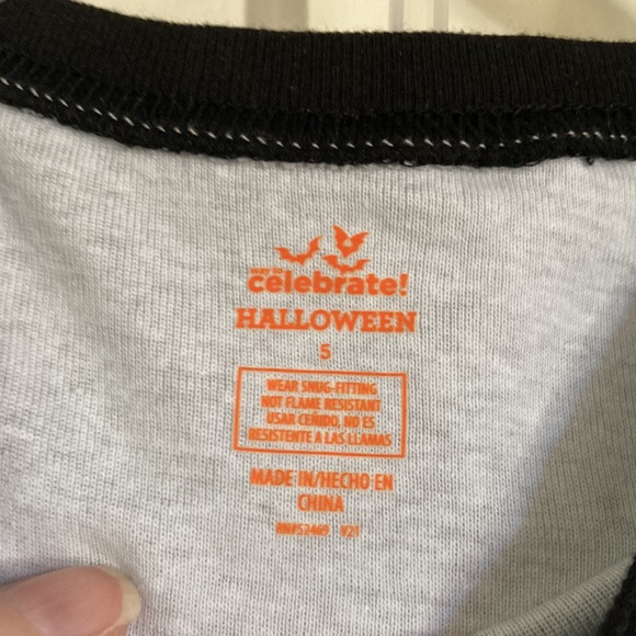 🌞NWT 2pc Joe Boxer Long Sleeve Fleece with Skulls and 2pc Halloween pj C - Picture 4 of 10